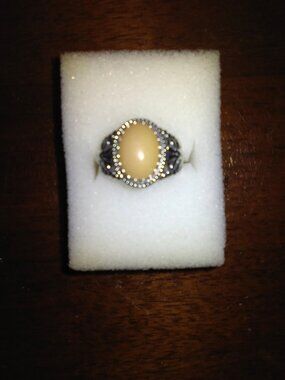 American West Yellow Agate w/ Concha Design Silver Ring